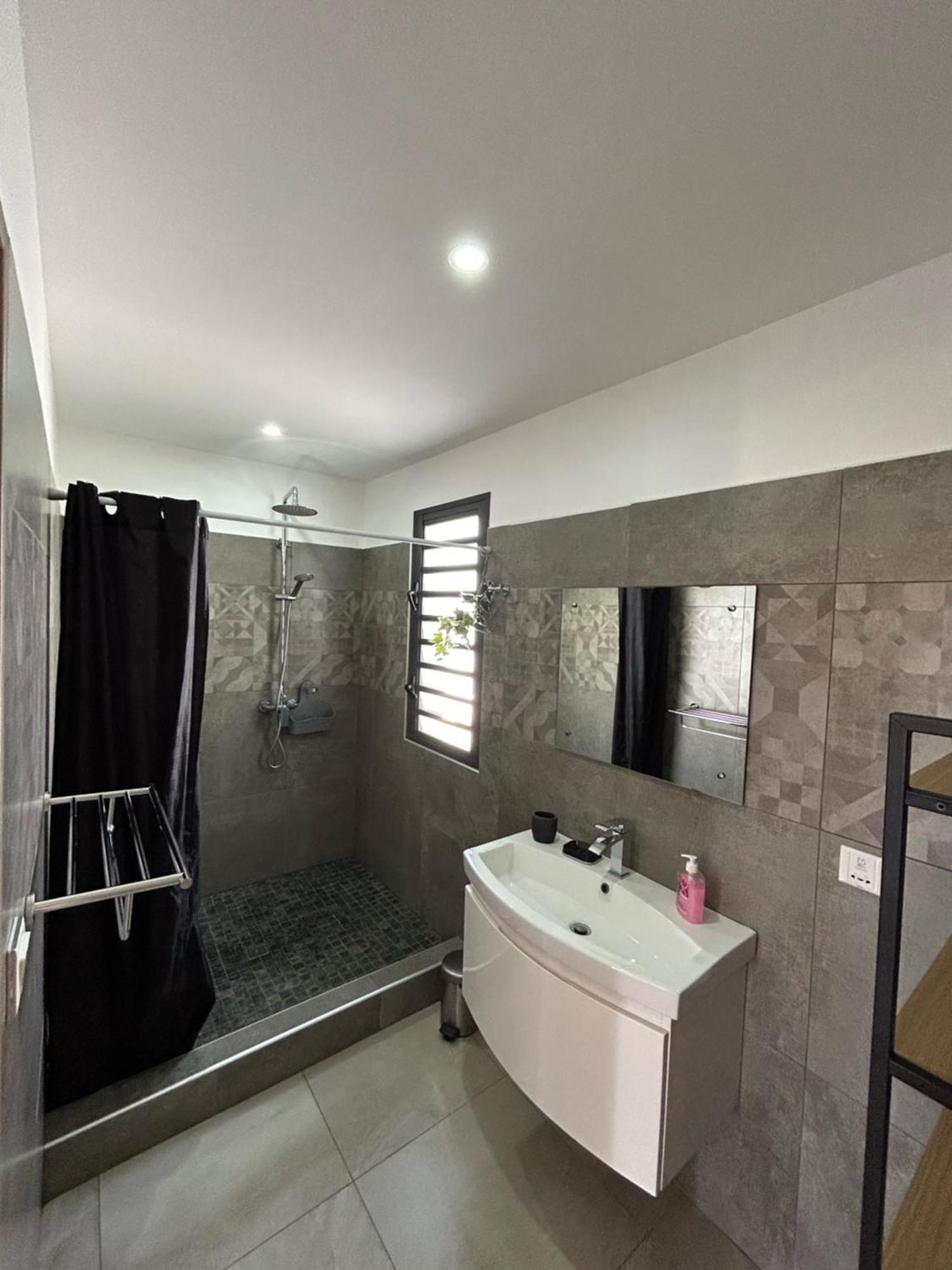 Villa neuve et cosy, piscine privée et proche de Grand Baie Pereybere Beach Esterno foto